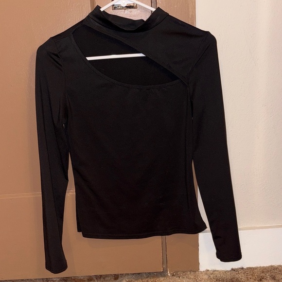 None Tops - Elegant Black Women's Top size small